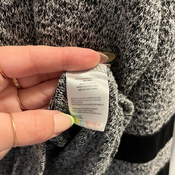 Long sleeve sweater - Picture 4 of 4